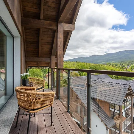 Obroncow Pokoju 17 Apartmán *